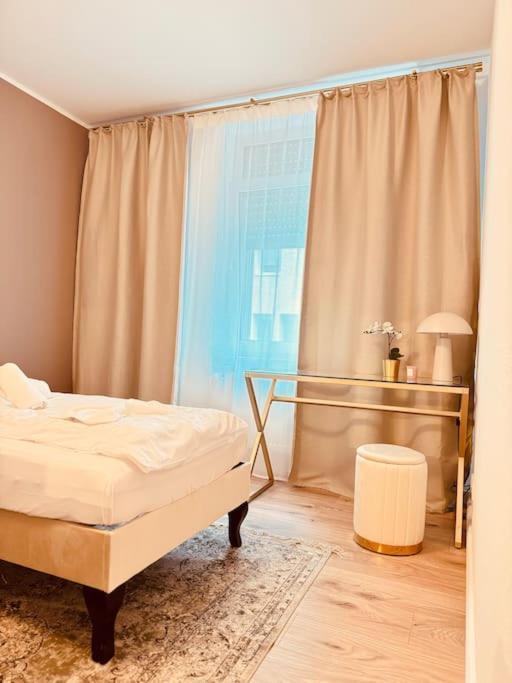 3 Raum City-Apartment - 5Min Zum Hbf Grupello-1 Düsseldorf Dış mekan fotoğraf