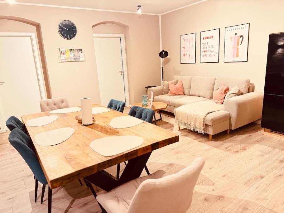 3 Raum City-Apartment - 5Min Zum Hbf Grupello-1 Düsseldorf Dış mekan fotoğraf